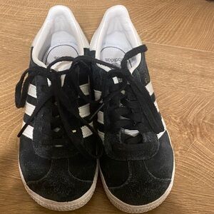 Adidas Classic Black and White Trainers